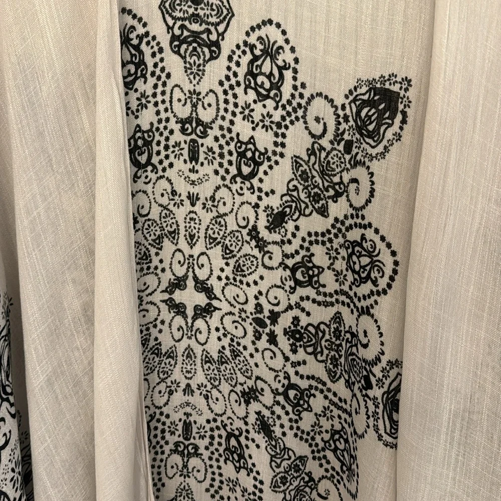 Exotic Sol Black and Grey Print Kimono Top - Picture 7 of 7